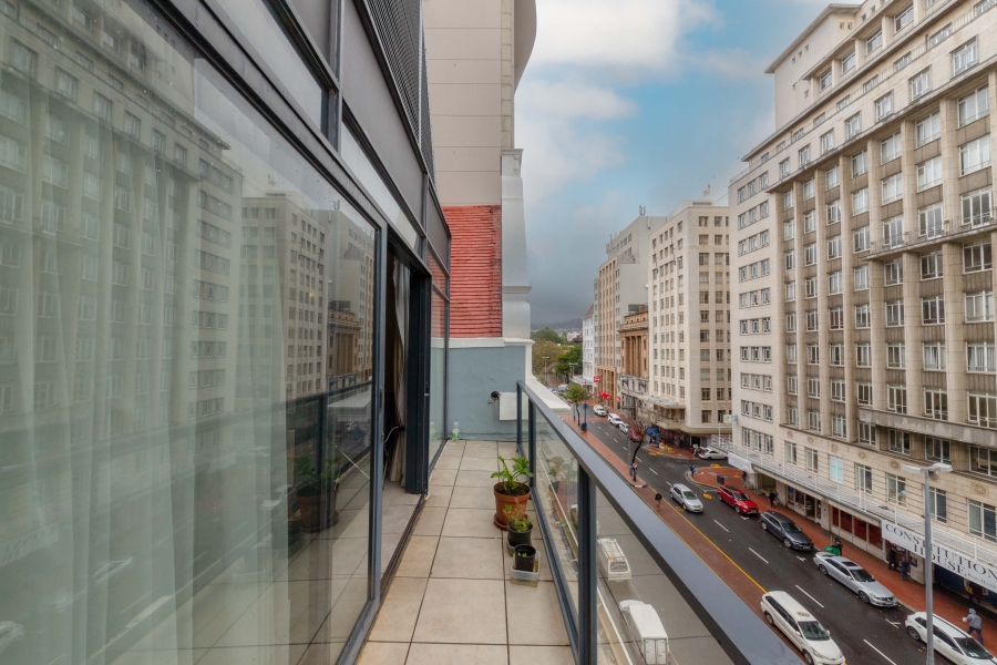 1 Bedroom Property for Sale in Cape Town City Centre Western Cape